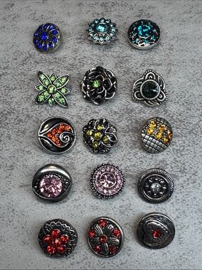 Lot of 15 : 12mm Snap Charms - Multicolor - Women Jewelry Interchangable
